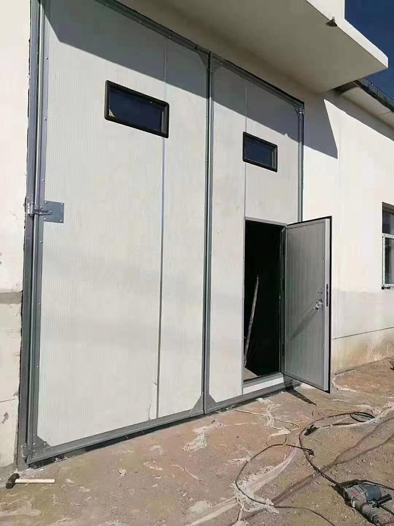 工業門